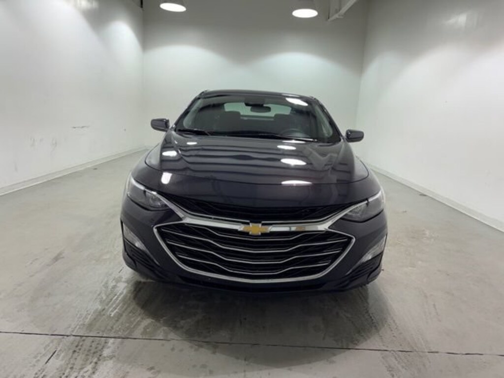 Used 2025 Chevrolet Malibu 1LT Sedan