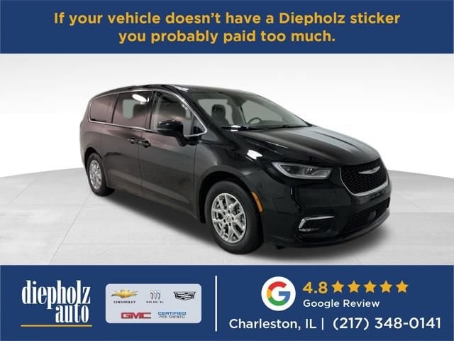 2024 Chrysler Pacifica Touring L's photo