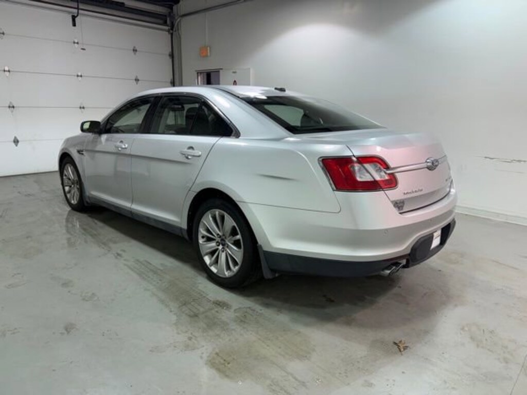 Used 2010 Ford Taurus Limited Sedan