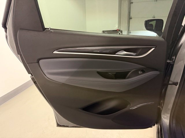 2023 Buick Enclave Essence - Photo 23