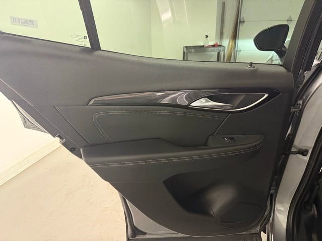 2023 Buick Envision Essence - Photo 24
