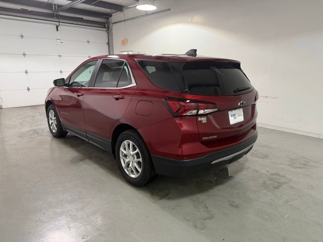 2023 Chevrolet Equinox LT photo 3