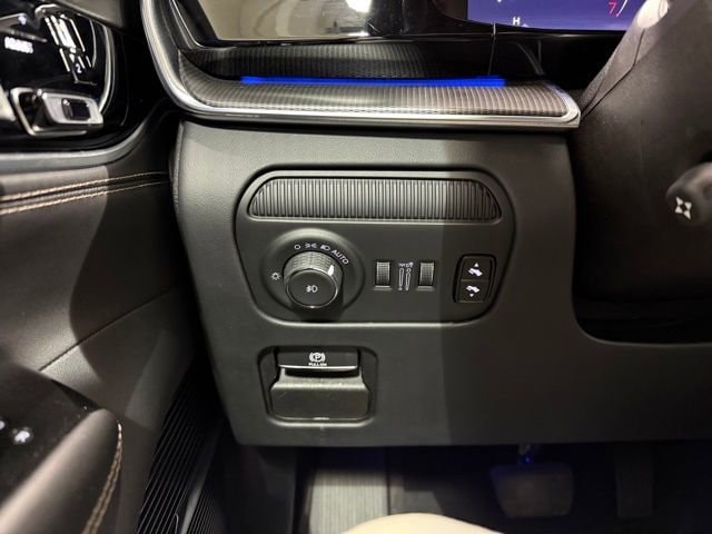 2024 Jeep Grand Wagoneer L Series II - Photo 19