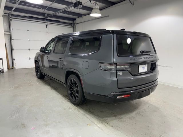 2024 Jeep Grand Wagoneer L Series II - Photo 5