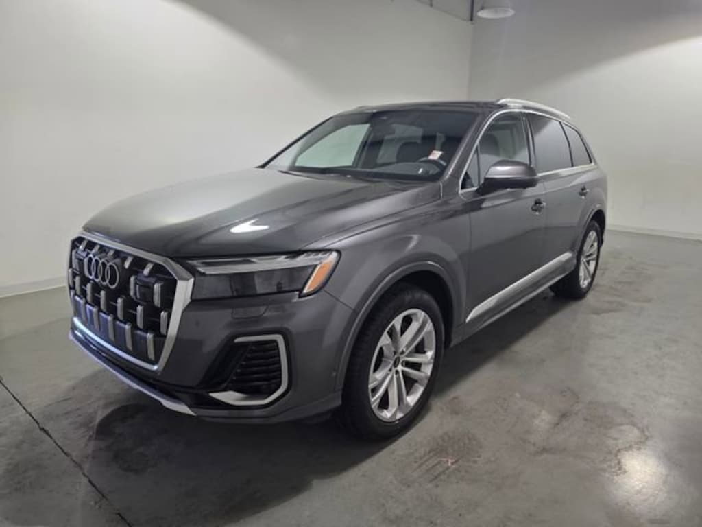 Used 2025 Audi Q7 Premium SUV