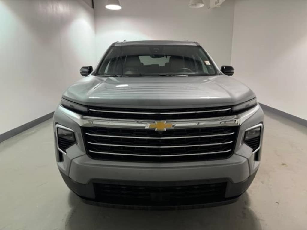 Used 2026 Chevrolet Traverse LT SUV