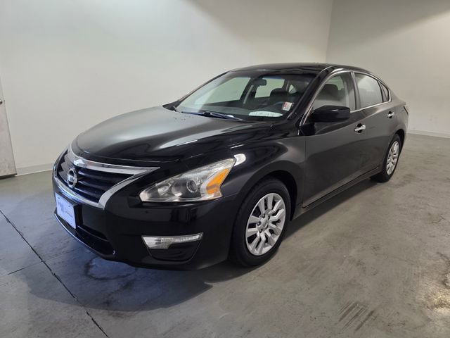 2014 Nissan Altima 2.5 photo 3