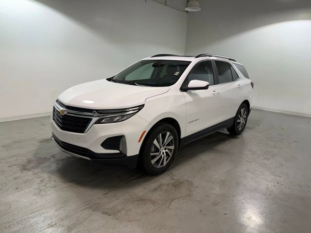 2024 Chevrolet Equinox LT photo 2