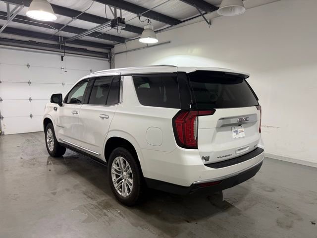 2023 Gmc Yukon SLT photo 2