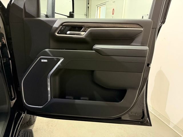 2026 Chevrolet Silverado 2500 HD LTZ - Photo 25