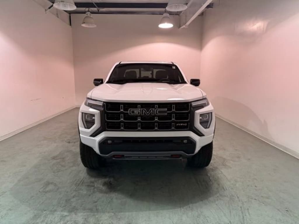 New 2026 GMC Canyon AT4 Truck