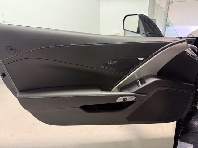 2016 Chevrolet Corvette 3LT - Photo 9