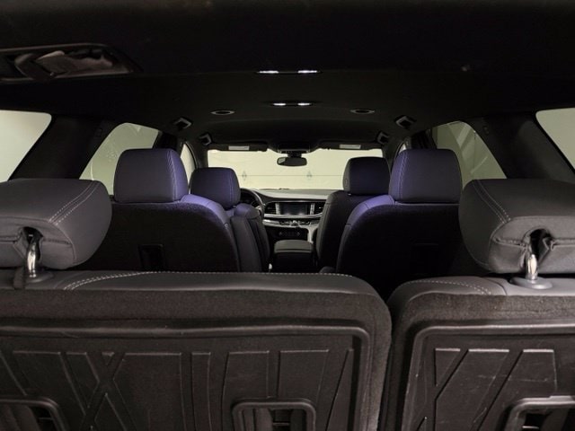 2023 Buick Enclave Essence - Photo 10