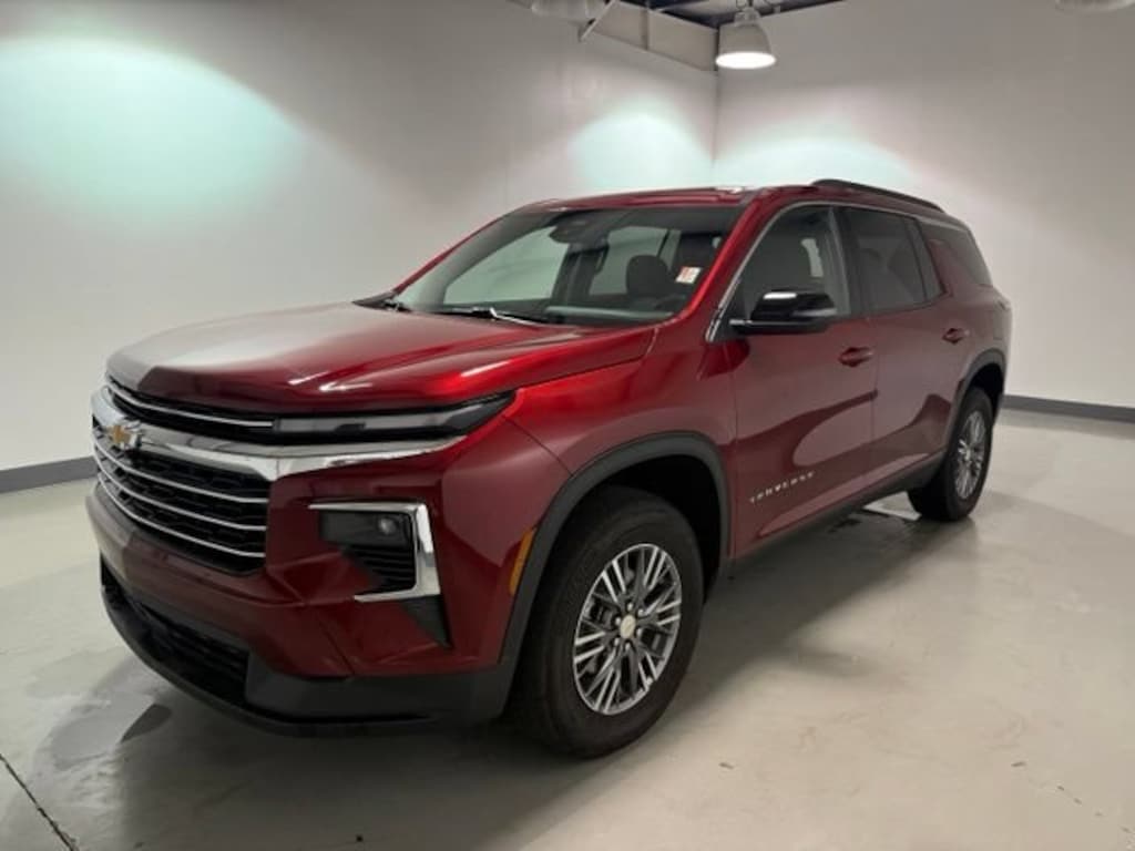 Used 2026 Chevrolet Traverse LT SUV