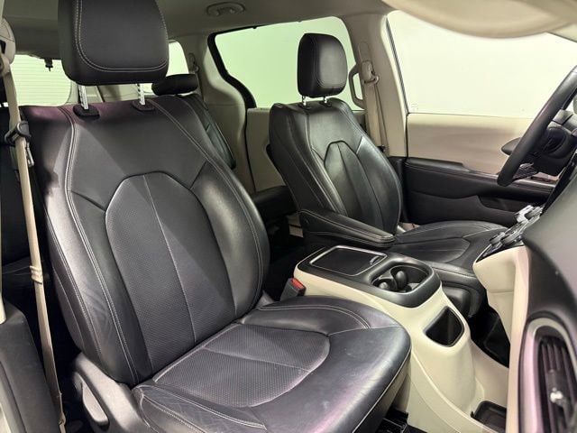 2022 Chrysler Pacifica Touring L - Photo 30