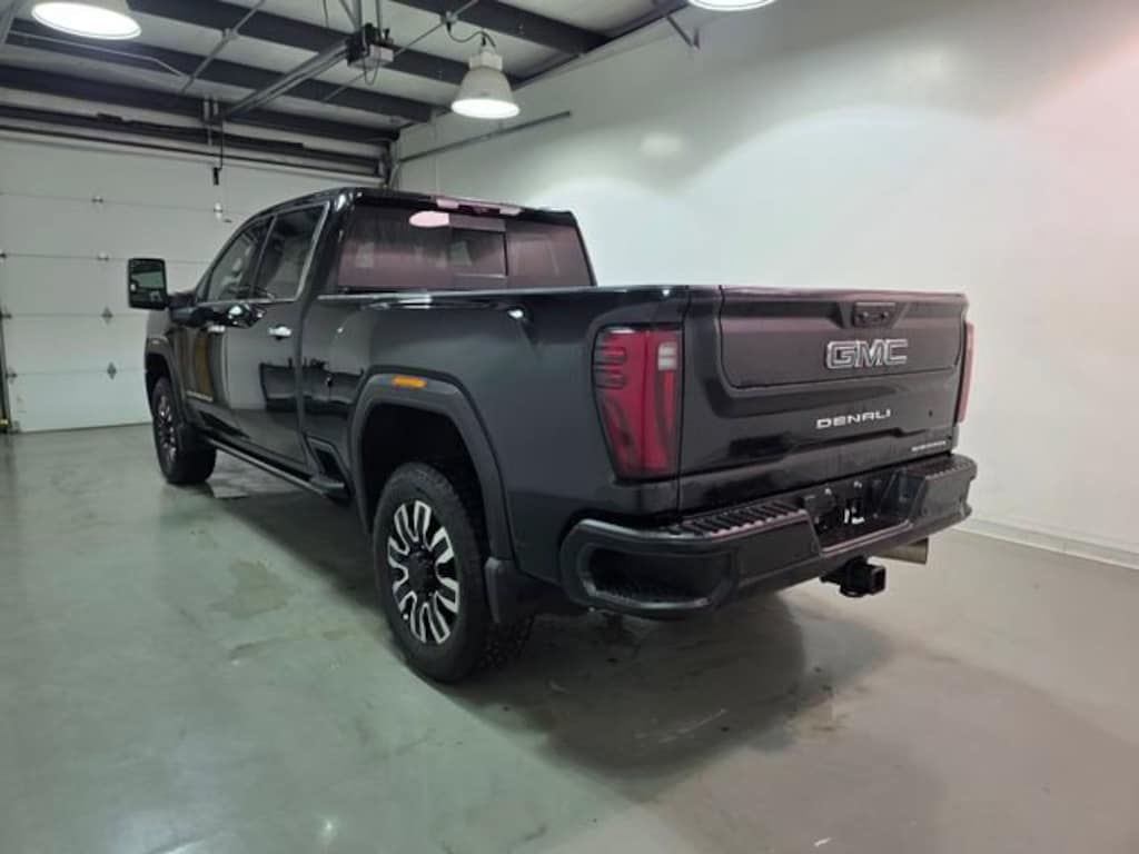 Used 2025 GMC Sierra 2500 HD Denali Ultimate Truck Crew Cab