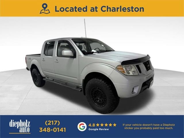 2012 Nissan Frontier 4.0 PRO-4X Crew Cab 4X4 AT's photo