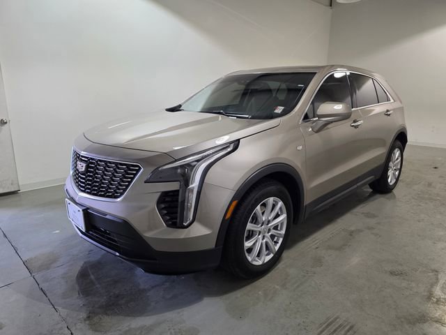 2023 Cadillac XT4 Luxury photo 3