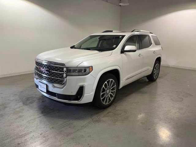 2023 Gmc Acadia Denali photo 2