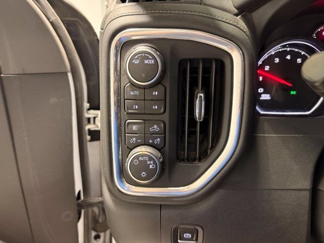 2022 Chevrolet Silverado 1500 Limited RST - Photo 16