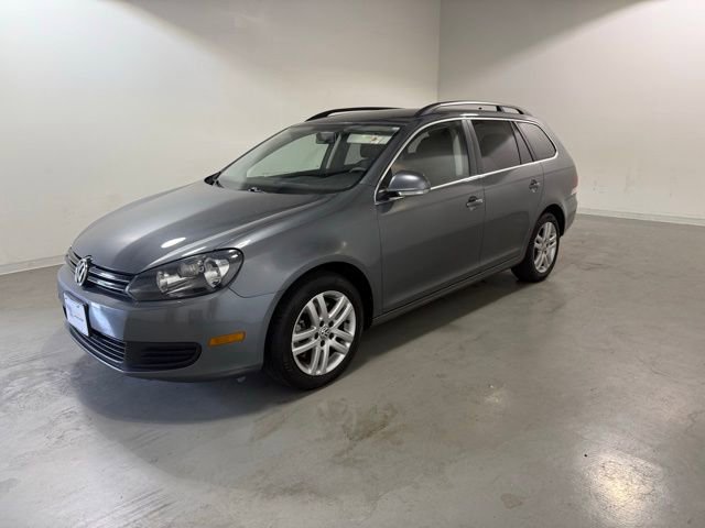 2014 Volkswagen Jetta SportWagen TDI photo 2