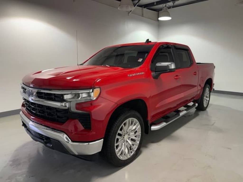 Used 2025 Chevrolet Silverado 1500 LT Truck Crew Cab