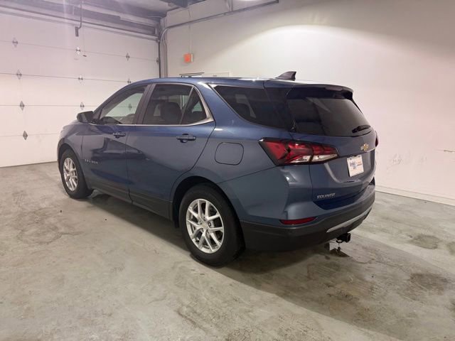 2024 Chevrolet Equinox LT photo 3