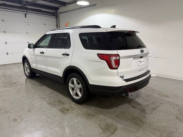 2018 Ford Explorer Base photo 4