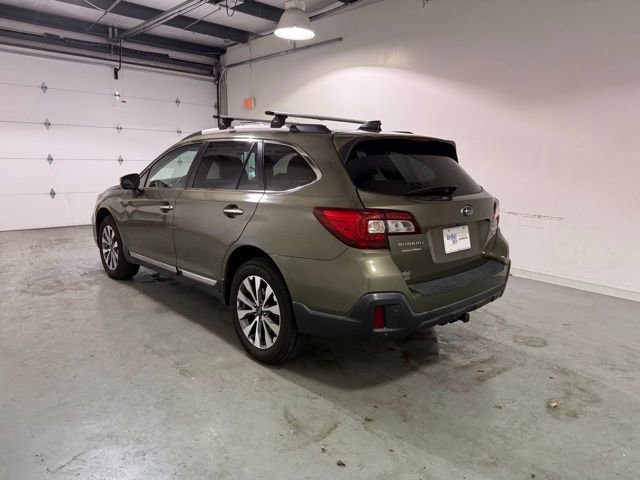 2019 Subaru Outback Touring photo 4