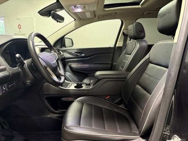 2020 GMC Acadia Denali - Photo 15