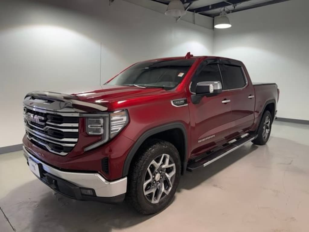 Used 2025 GMC Sierra 1500 SLT Truck Crew Cab