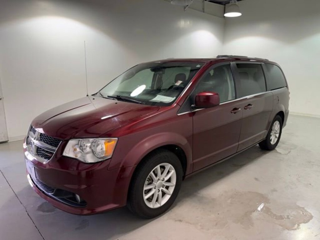 Used 2019 Dodge Grand Caravan SXT Van Passenger Van