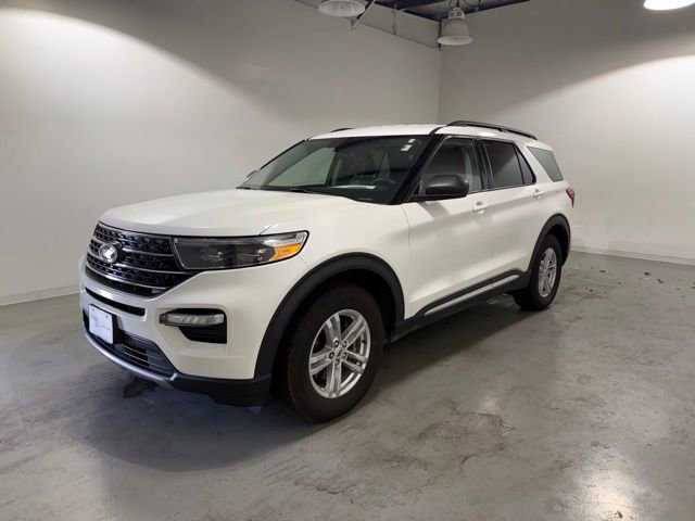 2021 Ford Explorer XLT photo 3