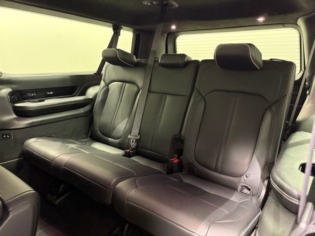 2024 Jeep Grand Wagoneer L Series II - Photo 34