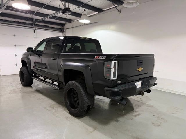 2016 Chevrolet Silverado 1500 LT photo 3