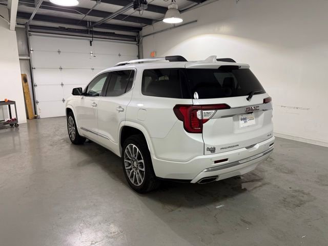 2023 Gmc Acadia Denali photo 2