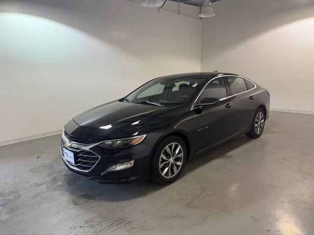 2023 Chevrolet Malibu 1LT photo 3