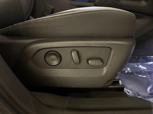 2021 Buick Envision Essence - Photo 30