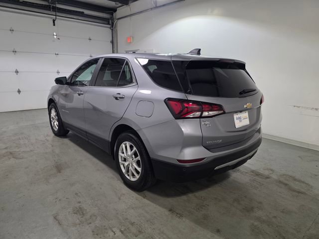 2023 Chevrolet Equinox LT photo 2