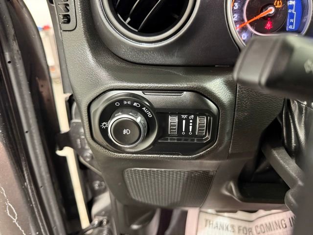 2022 Jeep Wrangler Unlimited Altitude - Photo 17