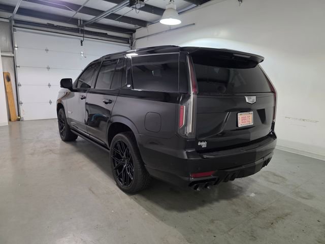 2023 Cadillac Escalade photo 3