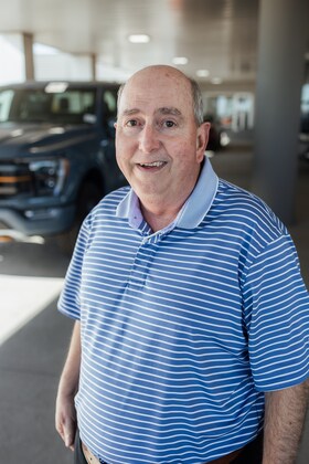 Staff member Ron Porter from ID_81d4d3d7704a