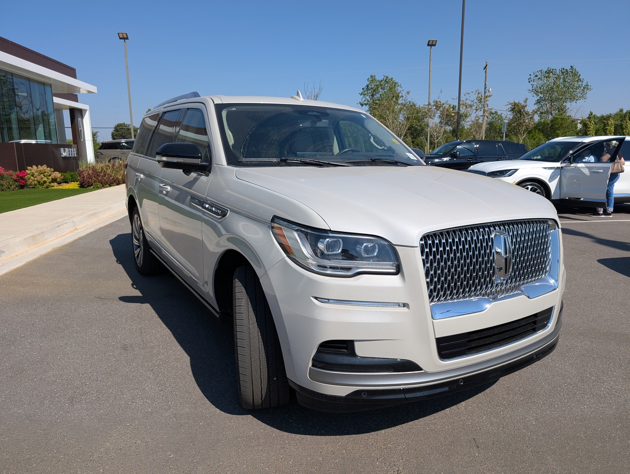2024 Lincoln Navigator Reserve photo 3