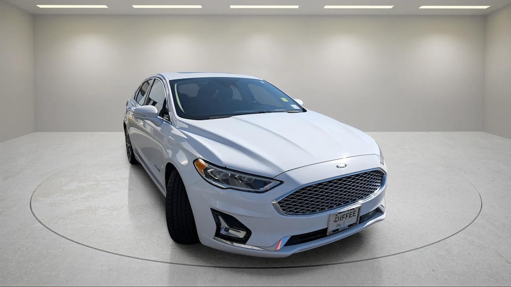Used 2019 Ford Fusion Hybrid Titanium Sedan