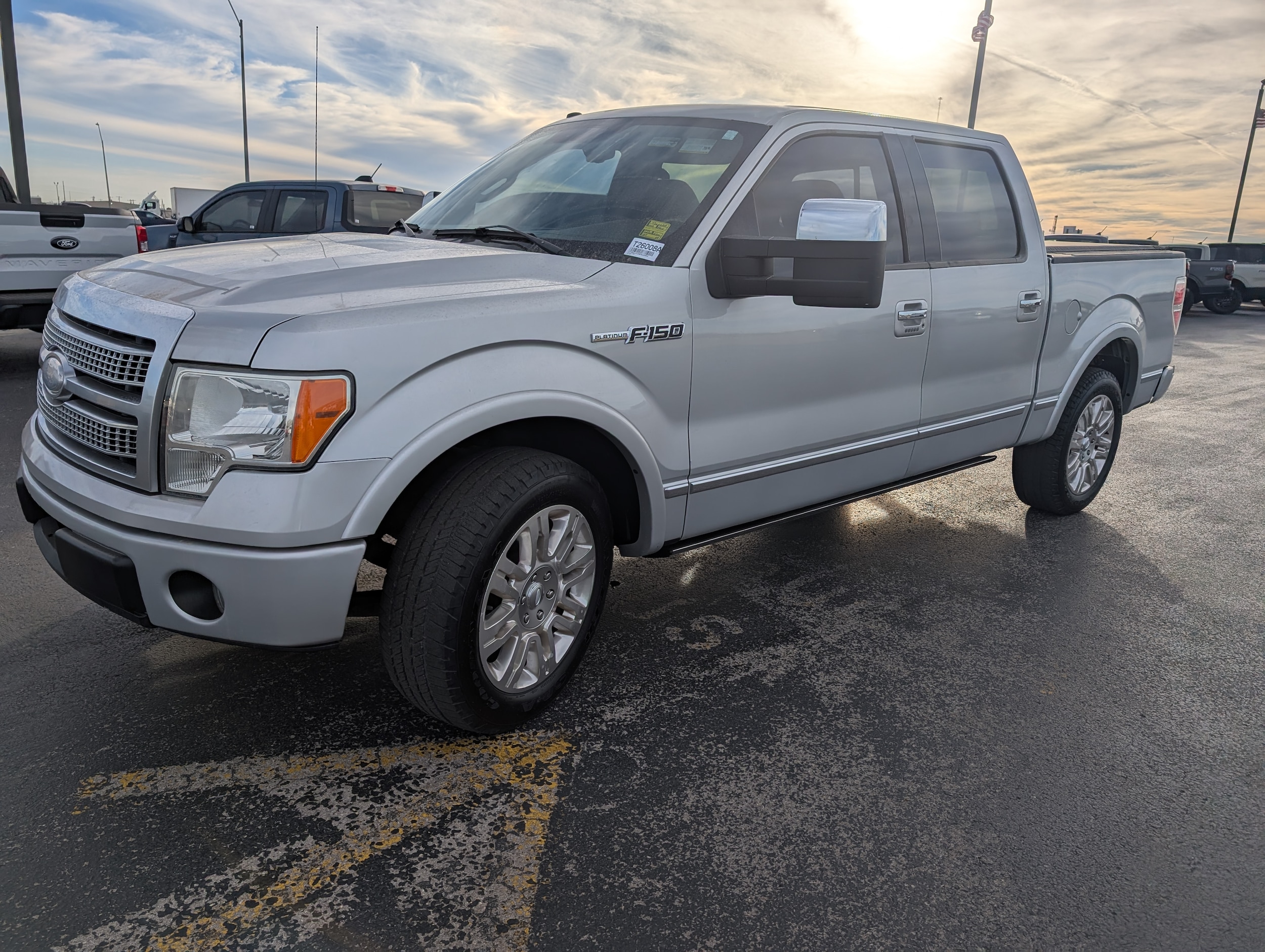 2009 Ford F-150 Platinum's photo