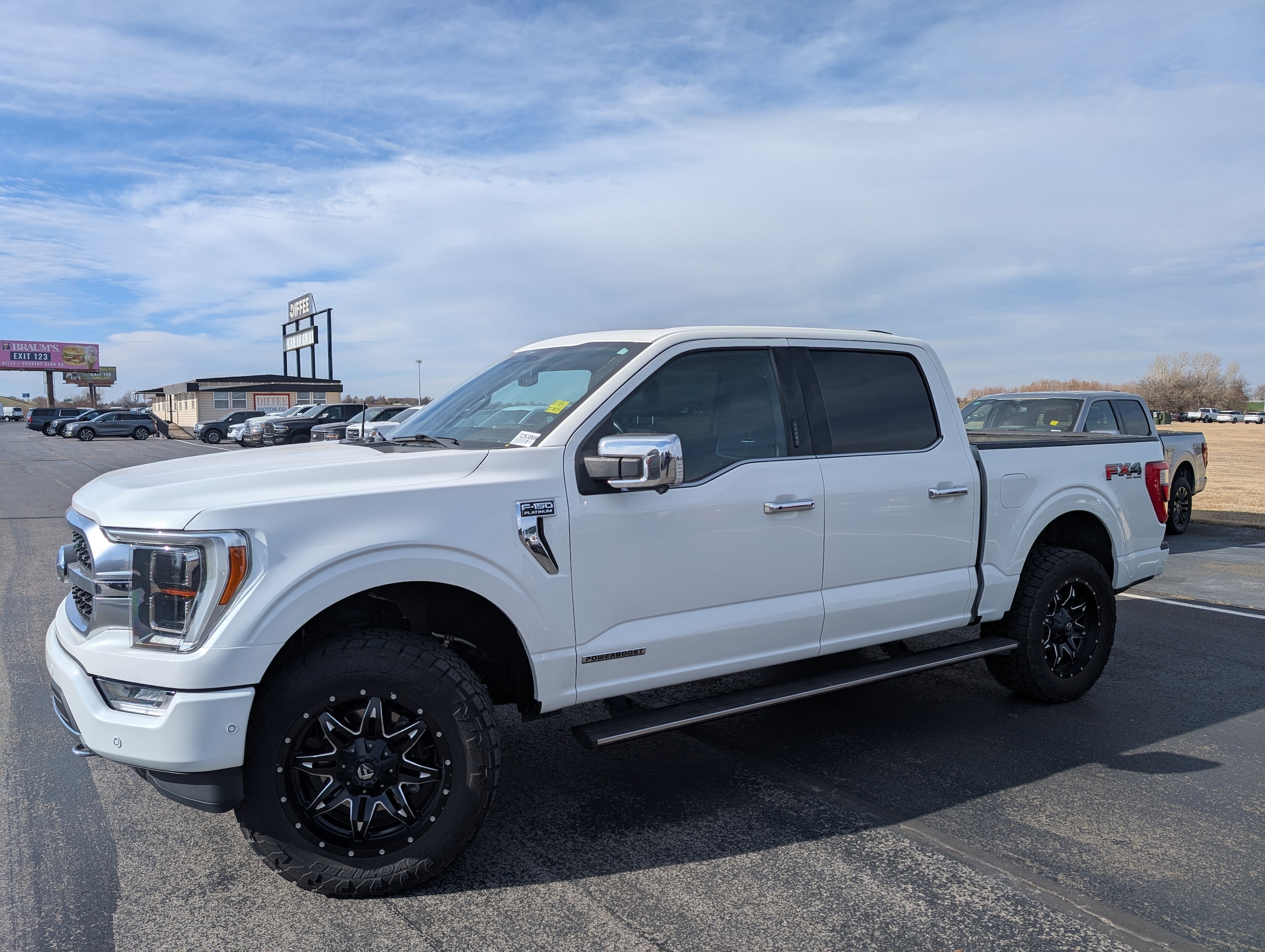 2021 Ford F-150 Platinum's photo