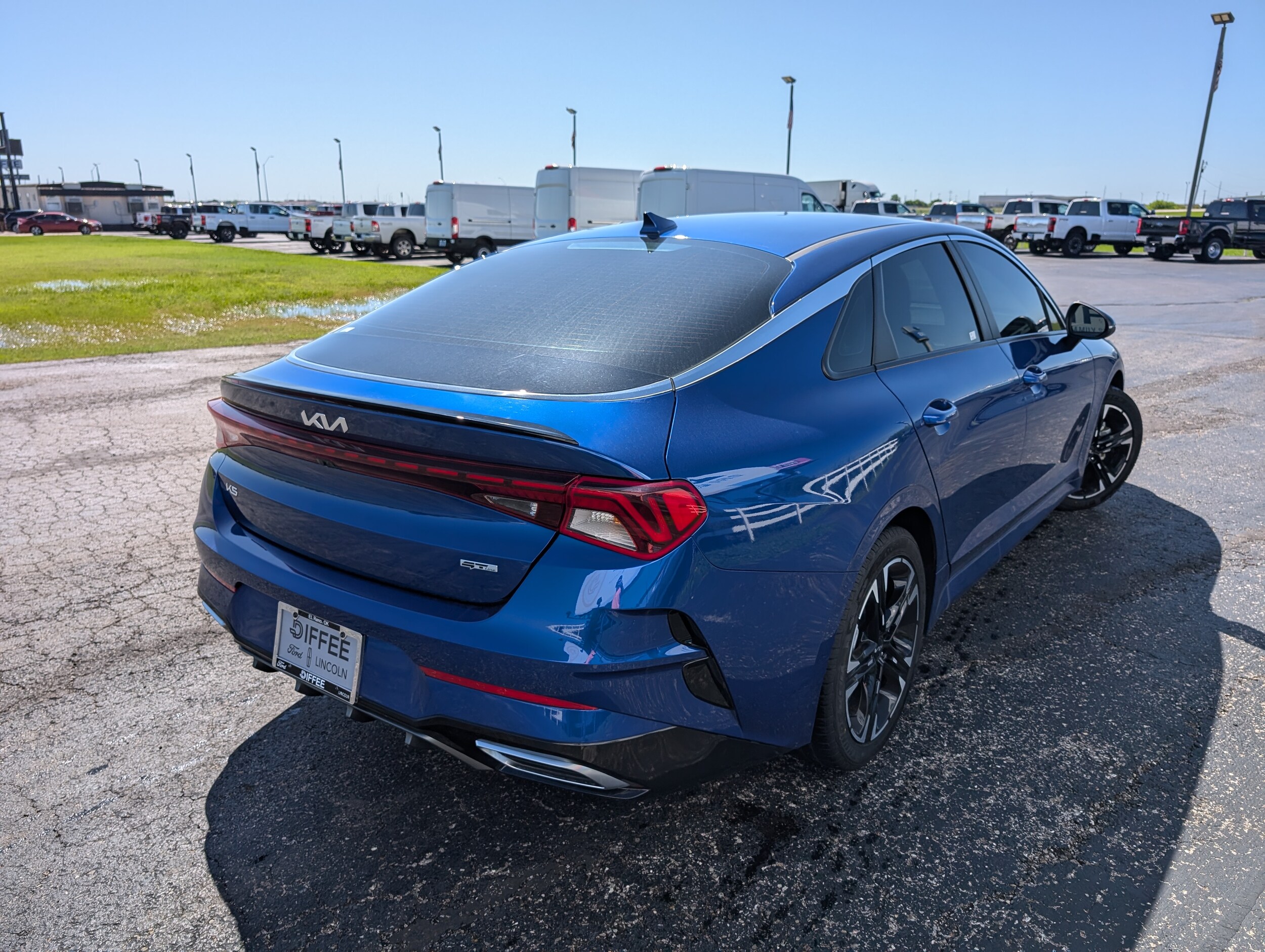 2023 Kia K5 GT-Line photo 4