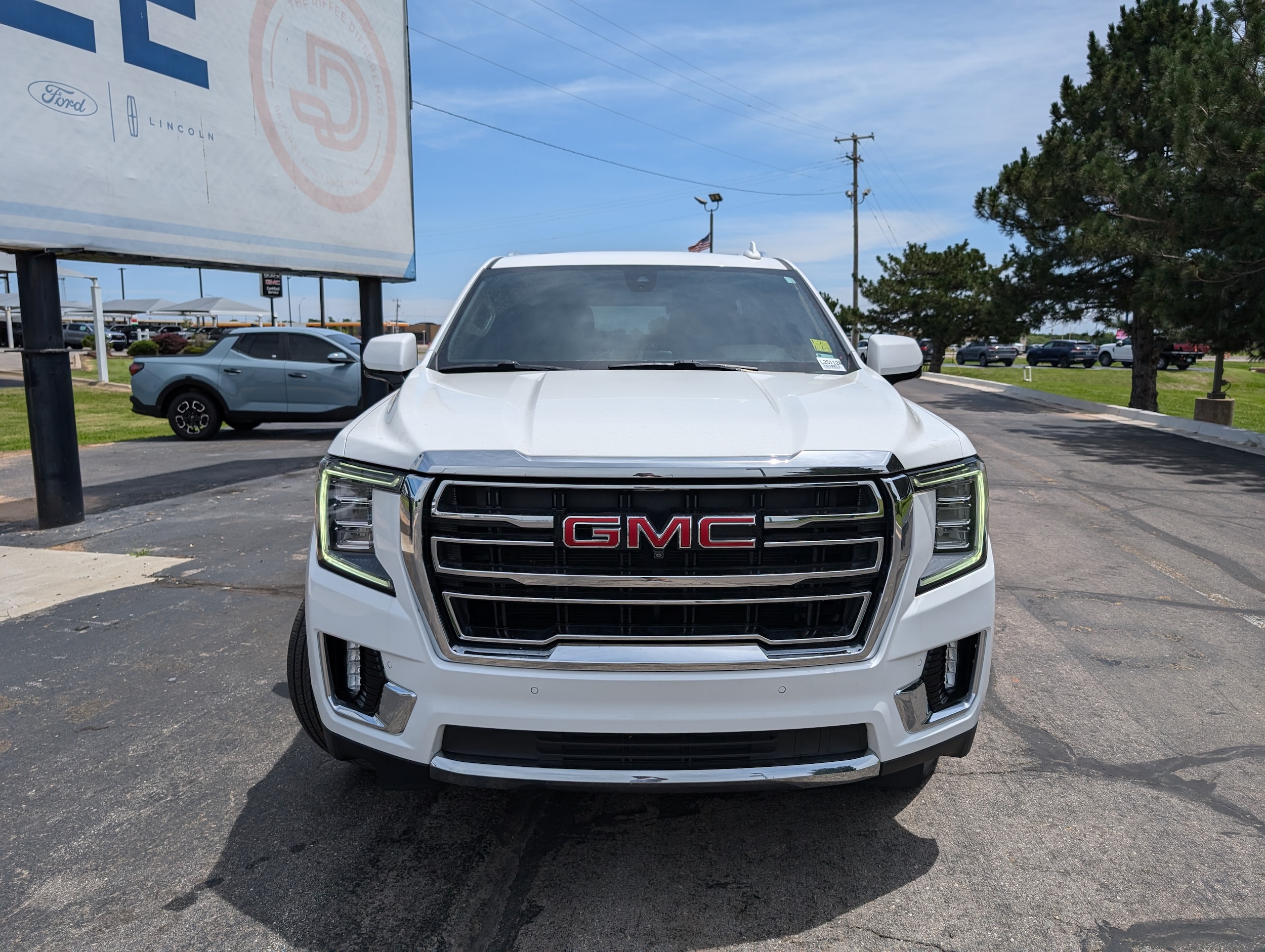 Used 2021 GMC Yukon SLT with VIN 1GKS2BKD7MR114775 for sale in El Reno, OK
