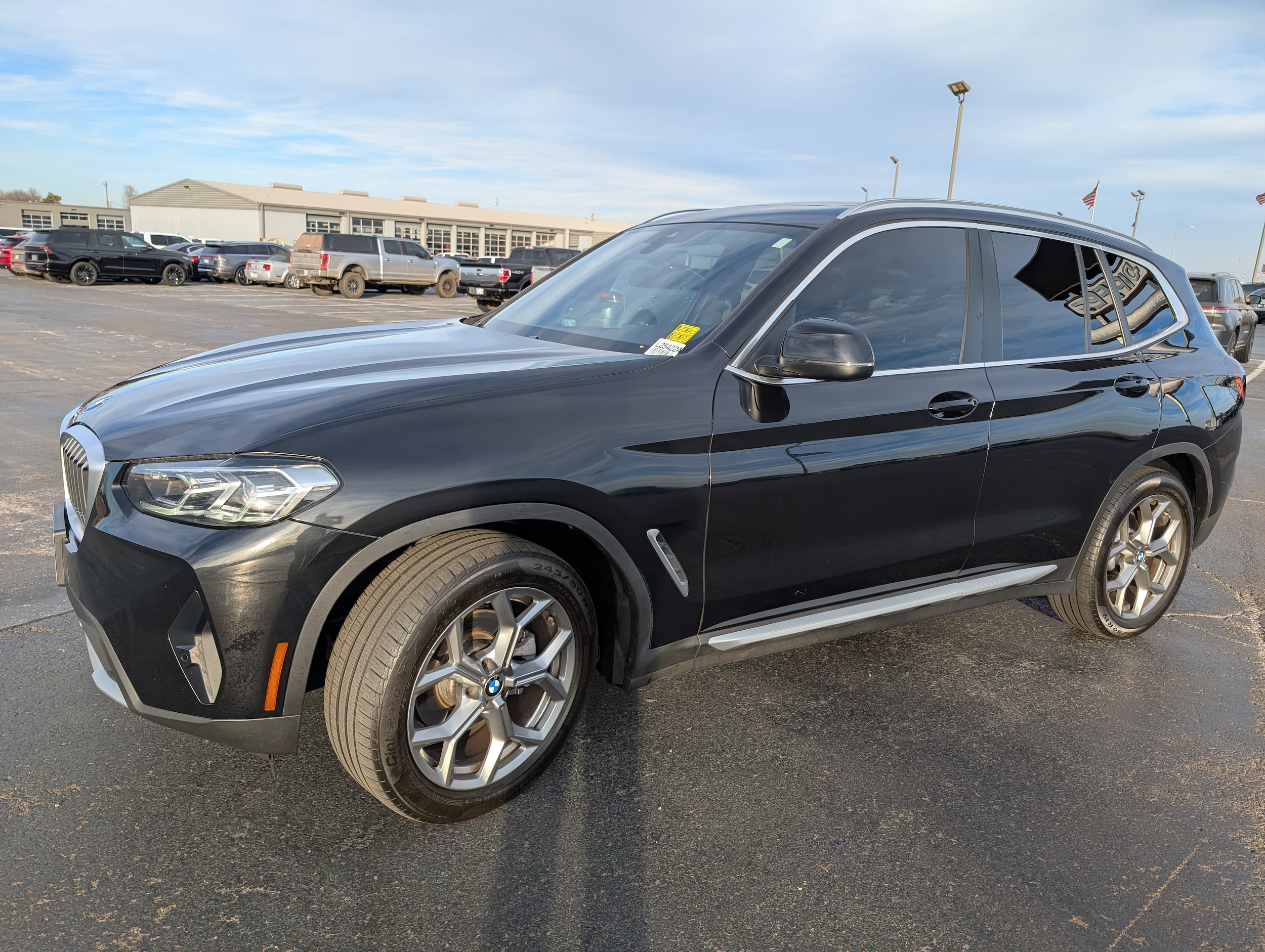 2023 BMW X3 30i's photo