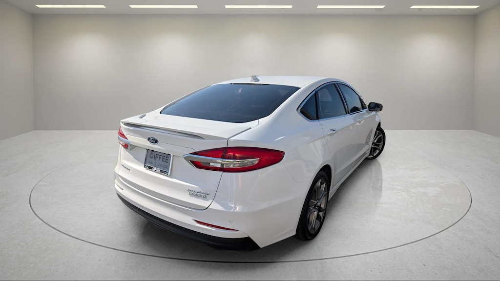 Used 2019 Ford Fusion Hybrid Titanium Sedan